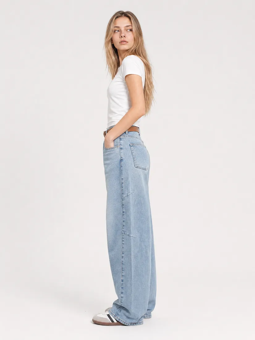 Style JA19 view 3