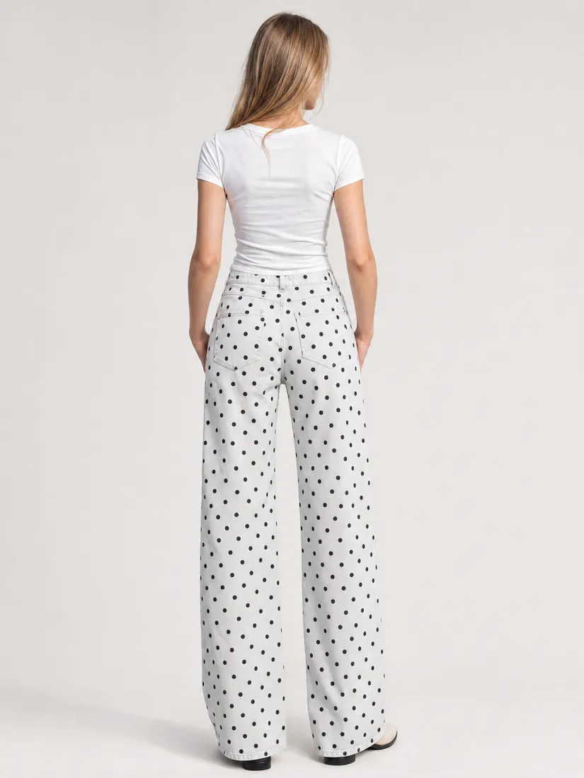 Style KM8-2 view 2