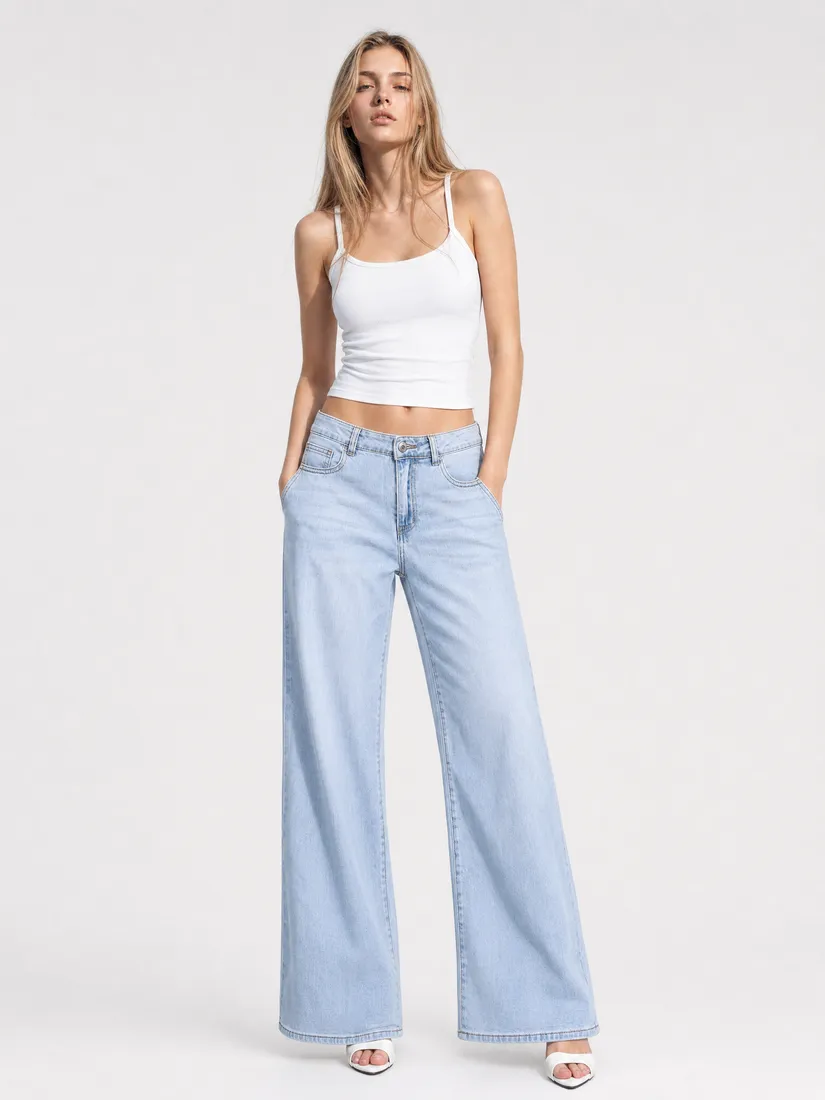 Style W7999 view 2